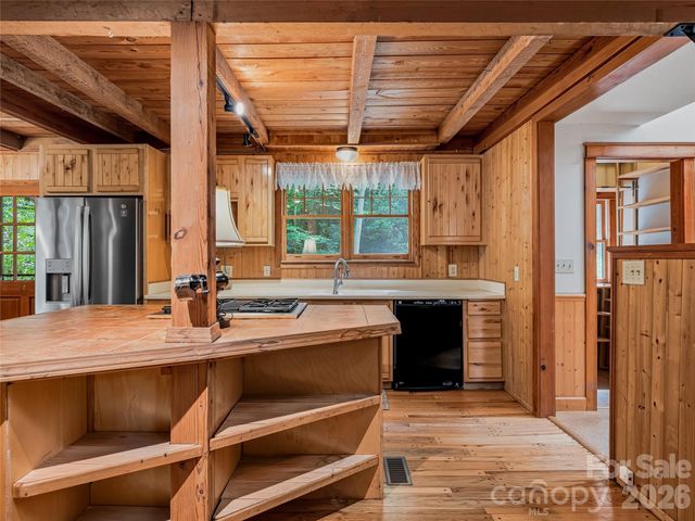 117 Woods View Trail, Fairview, NC 28730