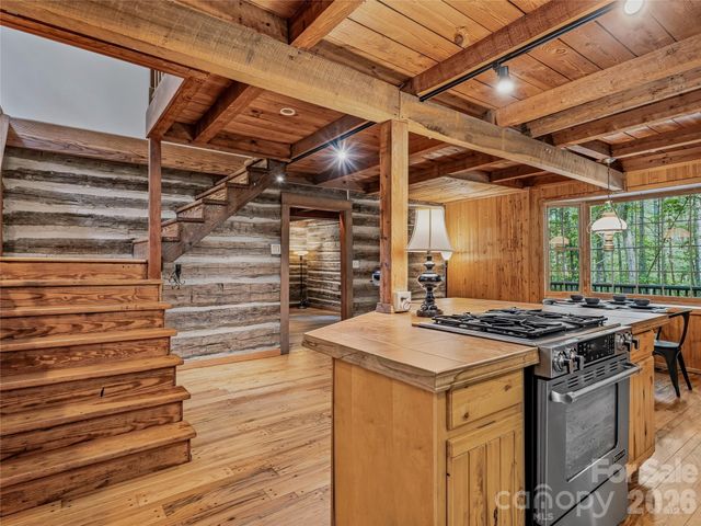 117 Woods View Trail, Fairview, NC 28730