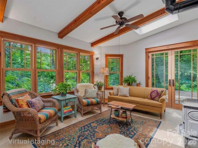 117 Woods View Trail, Fairview, NC 28730