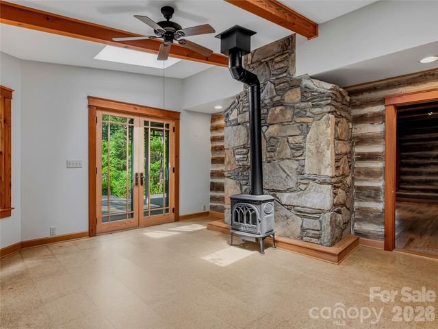117 Woods View Trail, Fairview, NC 28730