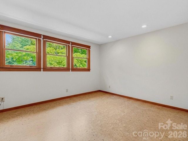 117 Woods View Trail, Fairview, NC 28730