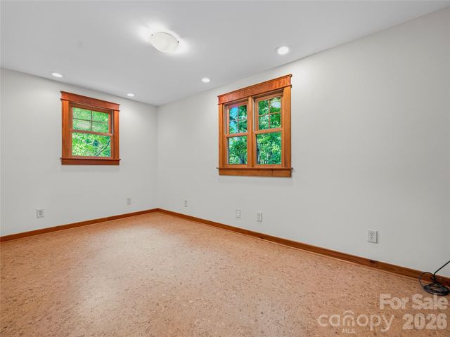 117 Woods View Trail, Fairview, NC 28730