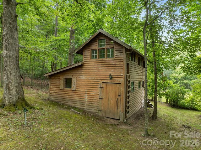117 Woods View Trail, Fairview, NC 28730