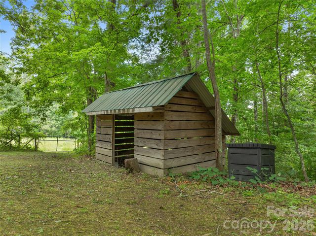 117 Woods View Trail, Fairview, NC 28730