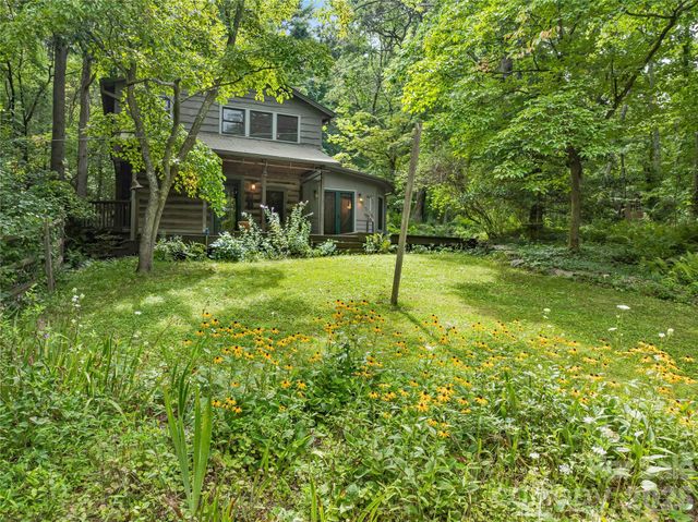 117 Woods View Trail, Fairview, NC 28730
