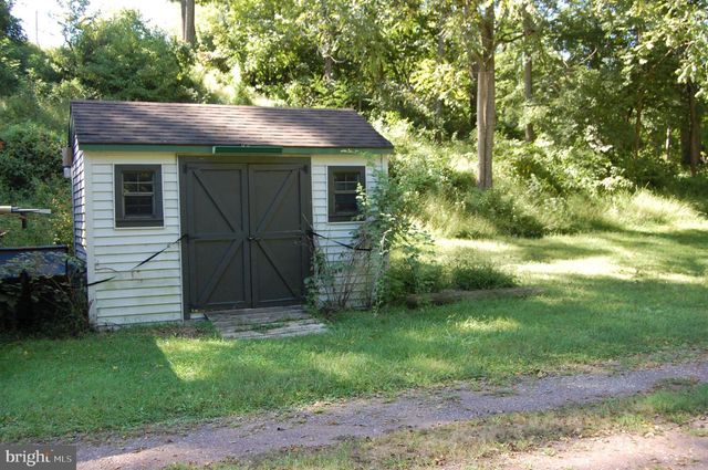20 HIDDEN HILL LN, Robesonia, PA 19551