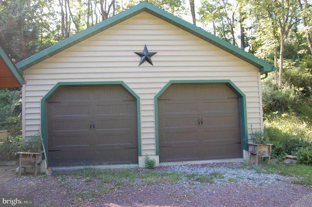 20 HIDDEN HILL LN, Robesonia, PA 19551