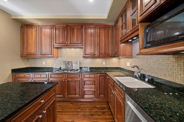 840 N LAKE SHORE Drive 603, Chicago, IL 60611