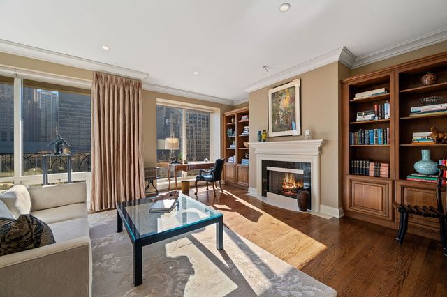 840 N LAKE SHORE Drive 603, Chicago, IL 60611