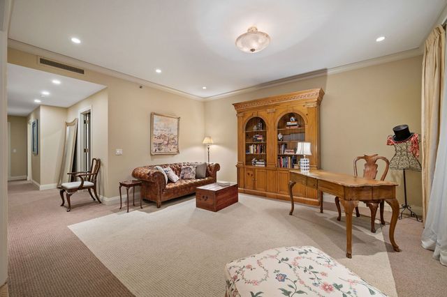 840 N LAKE SHORE Drive 603, Chicago, IL 60611