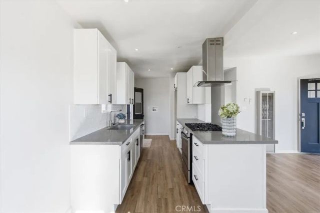 8803 Burton, Bellflower, CA 90706