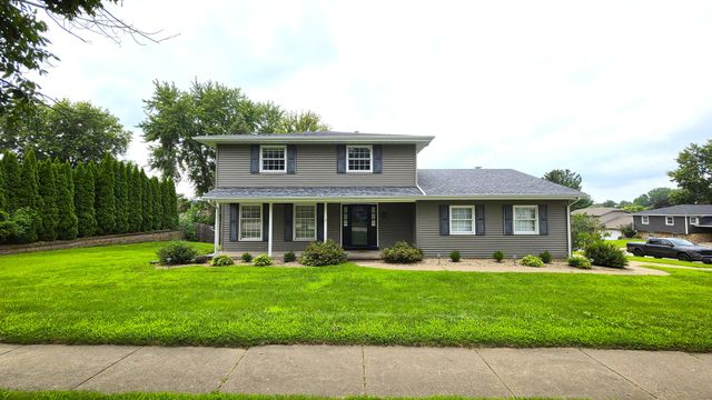 4470 18th Street, Bettendorf, IA 52722
