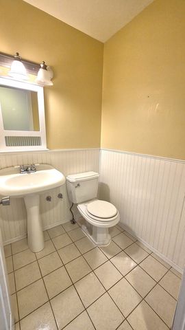 4470 18th Street, Bettendorf, IA 52722