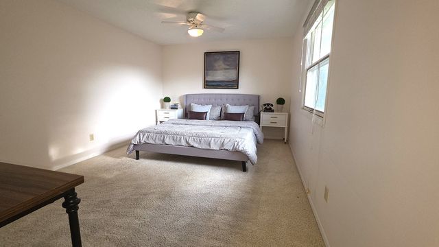 4470 18th Street, Bettendorf, IA 52722