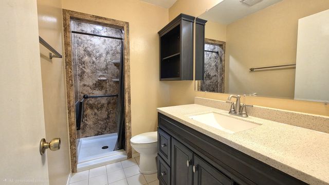 4470 18th Street, Bettendorf, IA 52722