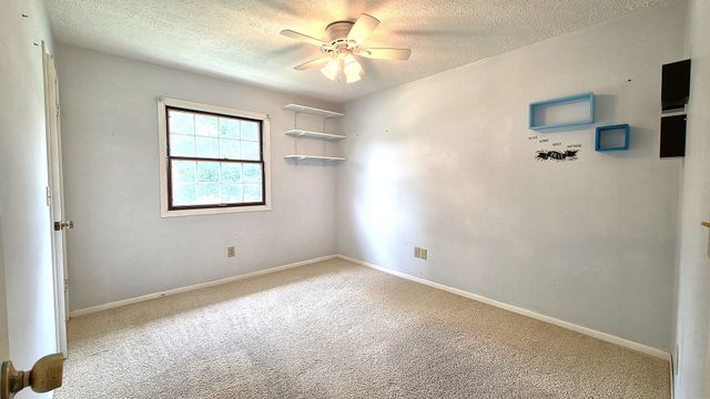 4470 18th Street, Bettendorf, IA 52722