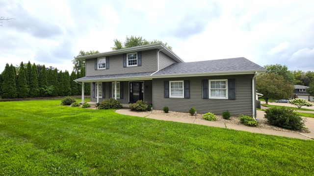 4470 18th Street, Bettendorf, IA 52722