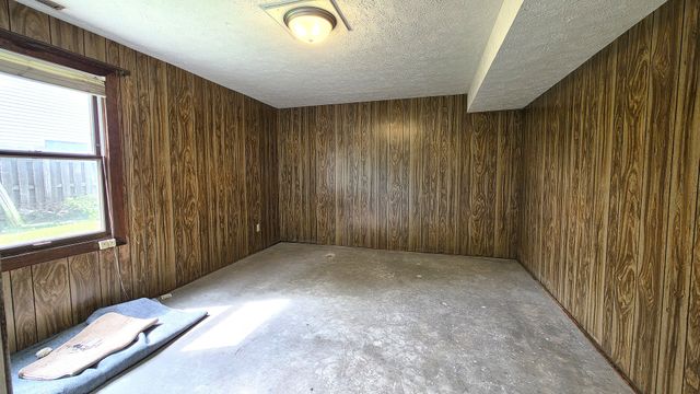 4470 18th Street, Bettendorf, IA 52722