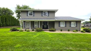 4470 18th Street, Bettendorf, IA 52722