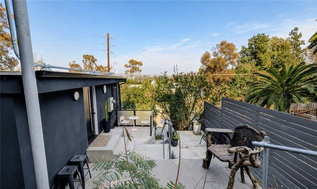 2338 Riverside Drive, Silver Lake, CA 90039