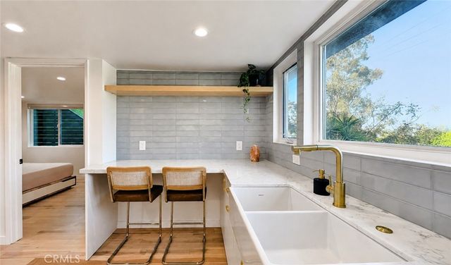 2338 Riverside Drive, Silver Lake, CA 90039