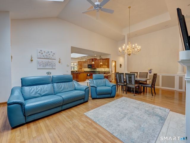 201 Strawberry Lane 201, South Windsor, CT 06074