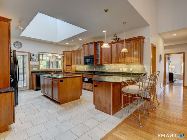 201 Strawberry Lane 201, South Windsor, CT 06074
