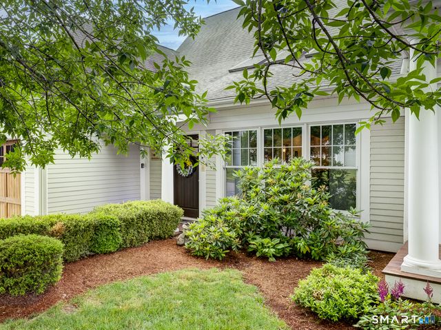 201 Strawberry Lane 201, South Windsor, CT 06074