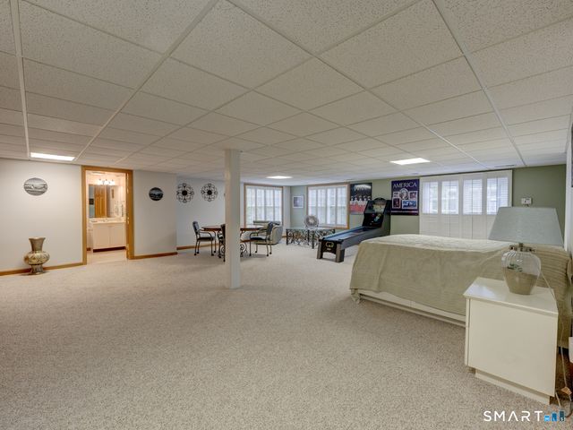 201 Strawberry Lane 201, South Windsor, CT 06074