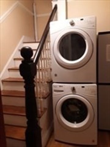 240 Sycamore St 1, Watertown, MA 02472