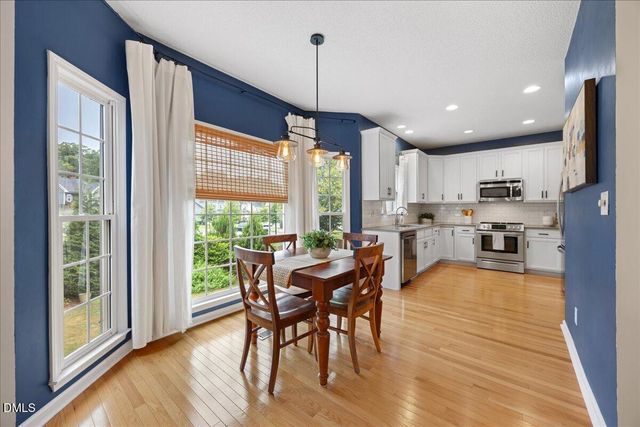 8924 Erinsbrook Drive, Raleigh, NC 27617