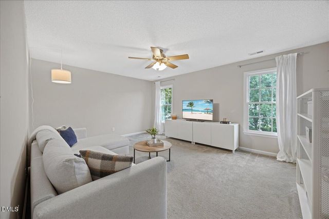 8924 Erinsbrook Drive, Raleigh, NC 27617