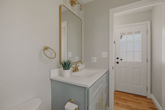8 Princeton Circle, Fall River, MA 02724