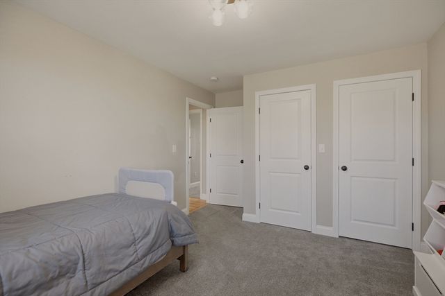 8 Princeton Circle, Fall River, MA 02724
