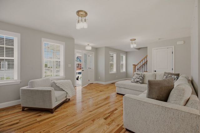 8 Princeton Circle, Fall River, MA 02724