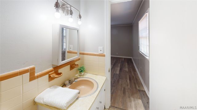 2716 Forsyth Lane, Montgomery, AL 36116