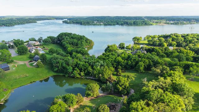 1089 Bradley Rd, Gallatin, TN 37066