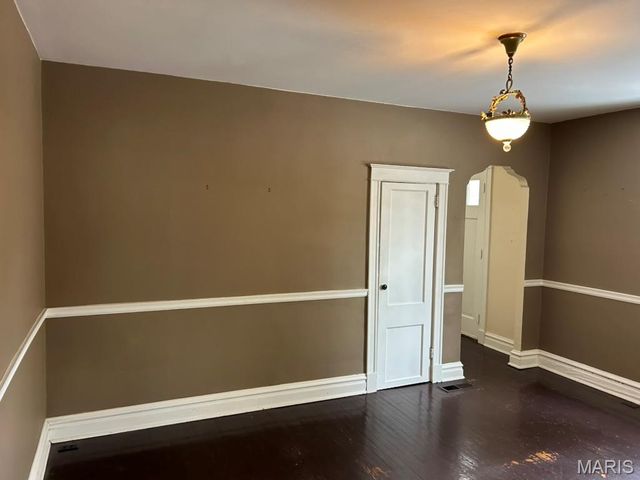 9112 Watsonia Court, Olivette, MO 63132