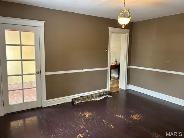 9112 Watsonia Court, Olivette, MO 63132