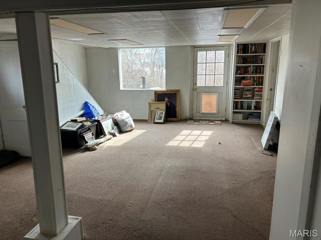 9112 Watsonia Court, Olivette, MO 63132