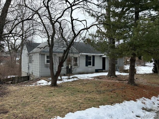 9112 Watsonia Court, Olivette, MO 63132