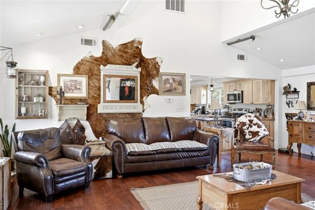 8646 Elizabeth Lake Road, Leona Valley, CA 93551