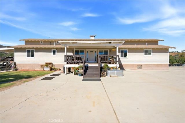 8646 Elizabeth Lake Road, Leona Valley, CA 93551