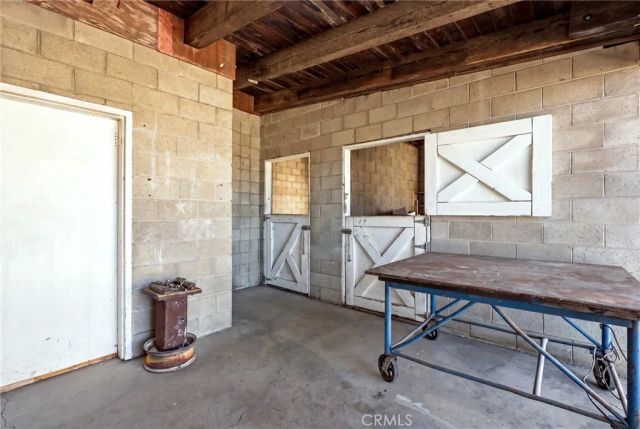 8646 Elizabeth Lake Road, Leona Valley, CA 93551