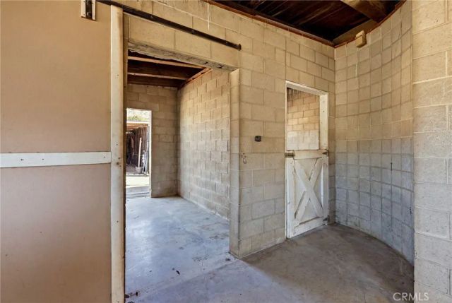 8646 Elizabeth Lake Road, Leona Valley, CA 93551