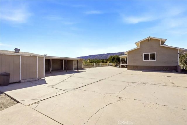 8646 Elizabeth Lake Road, Leona Valley, CA 93551