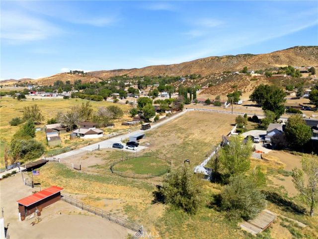 8646 Elizabeth Lake Road, Leona Valley, CA 93551