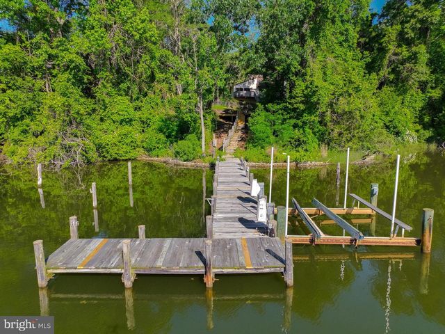 18368 HARTMAN DR, Lexington Park, MD 20653