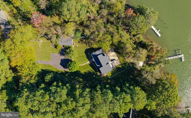 18368 HARTMAN DR, Lexington Park, MD 20653