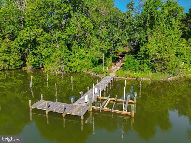 18368 HARTMAN DR, Lexington Park, MD 20653